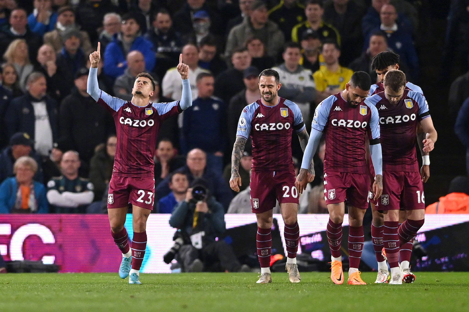 球场上的每 球场上的每